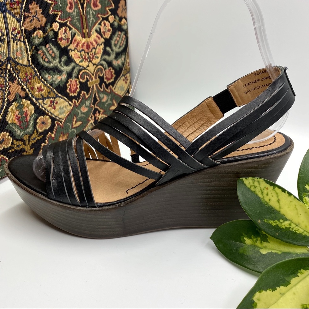 Nicole Black Strappy Wedge Sandal 7.5M